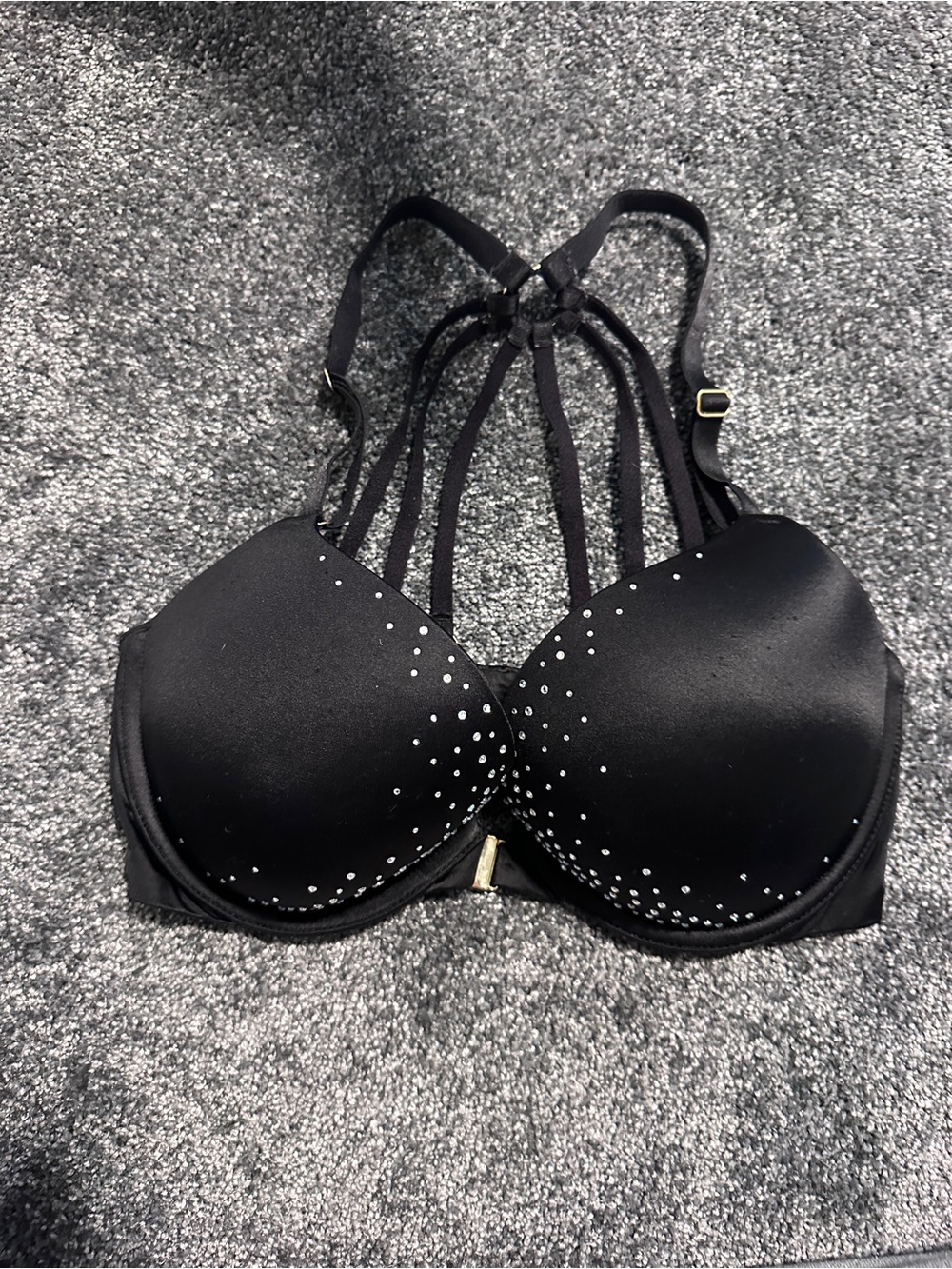 Victoria’s Secret Strappy Very Sexy Push-Up Bra 32DD